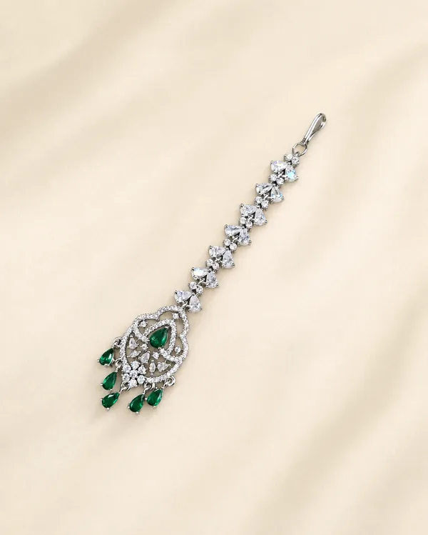 Sparkling Emerald-Tone Hair Maang Tikka